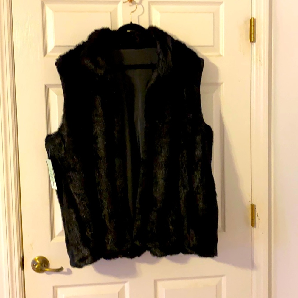 Reversible faux fur vest…plus size perfect for fall and winter